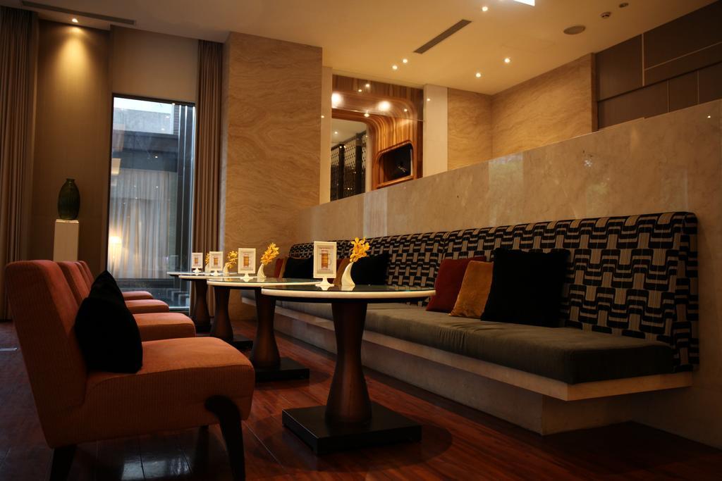 Hung'S Mansion Hotel Taichung Exterior photo